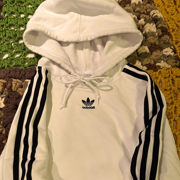 Worn once adidas crop sweater. - Picture 1 of 4